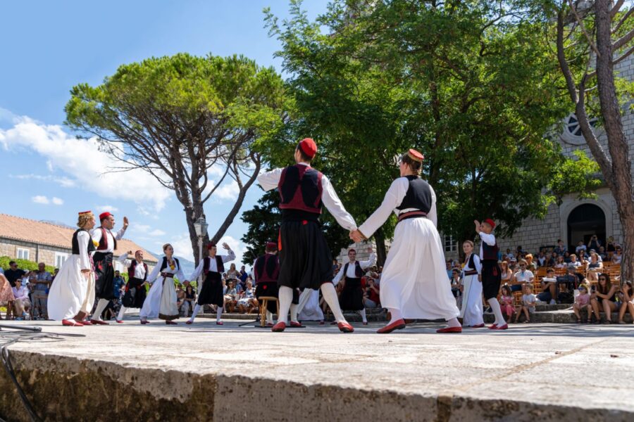 Folklore experience - Dubrovnik Finest 